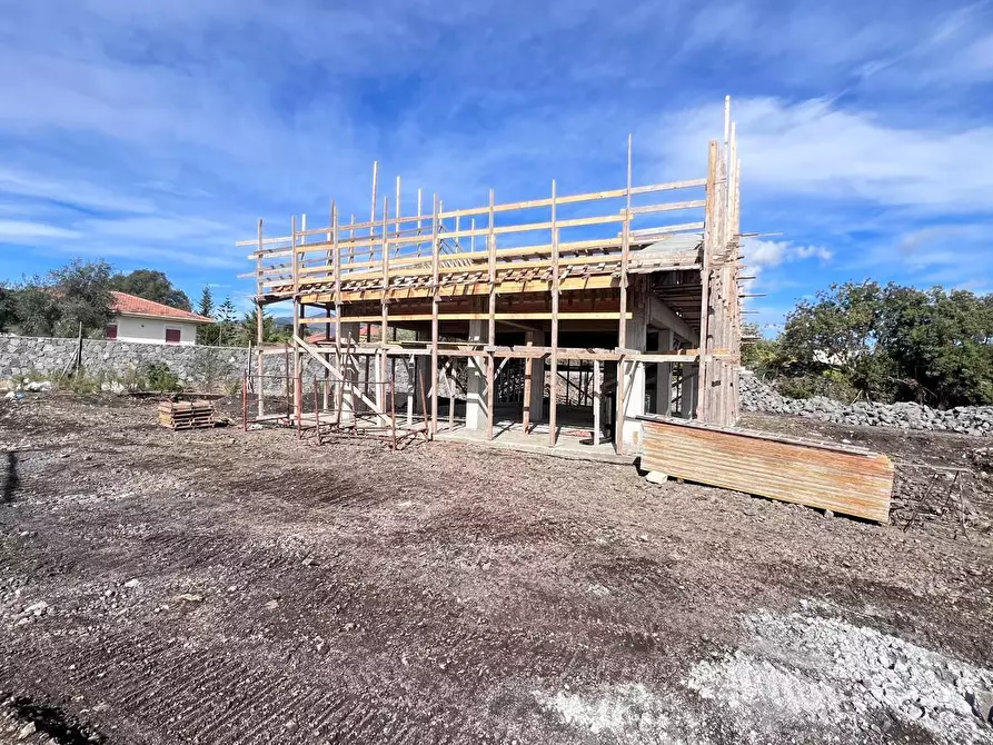 Immagine 11 di Villa in vendita  a Pedara