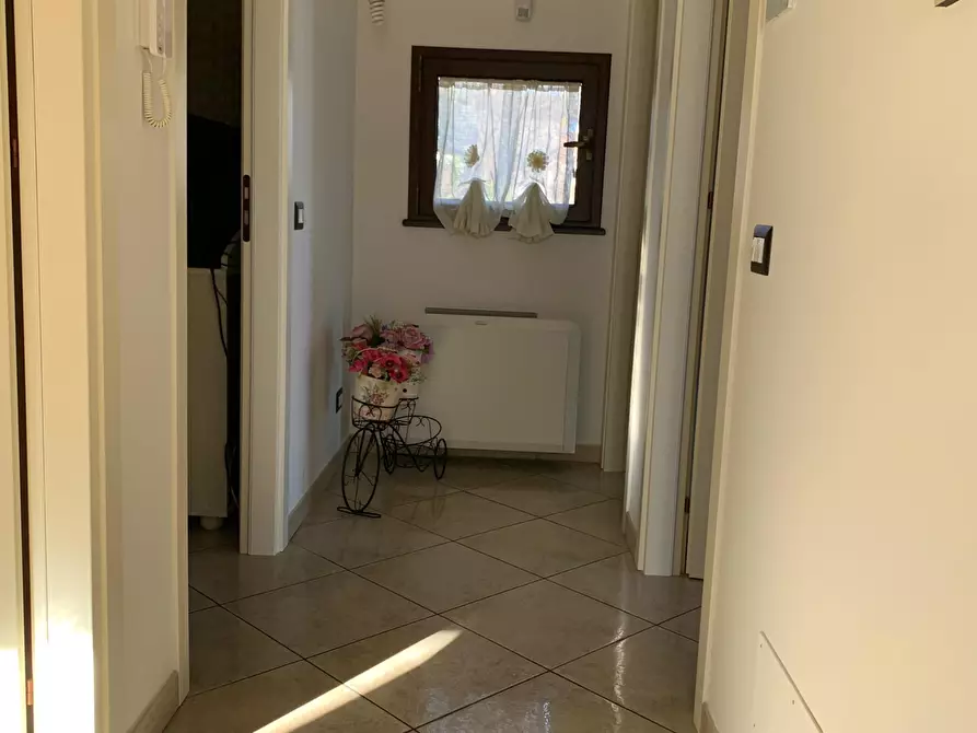 Immagine 10 di Villa in vendita  a Mascalucia