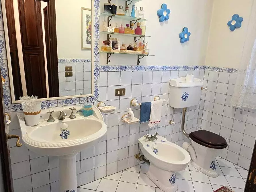 Immagine 18 di Villa in vendita  a Aci Castello