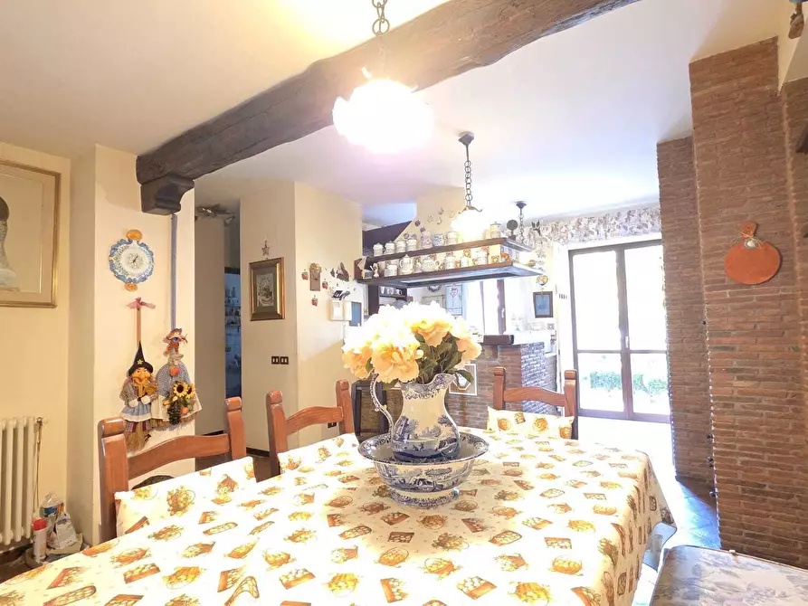 Immagine 11 di Villa in vendita  a Aci Castello