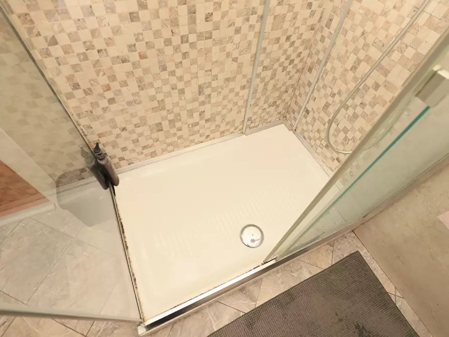 Immagine 20 di Appartamento in vendita  in Via Val Trebbia a Genova