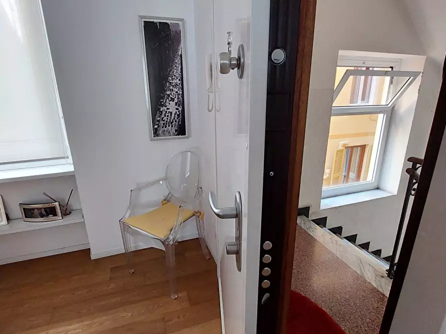 Immagine 45 di Trilocale in vendita  in Via Ameglia a Genova