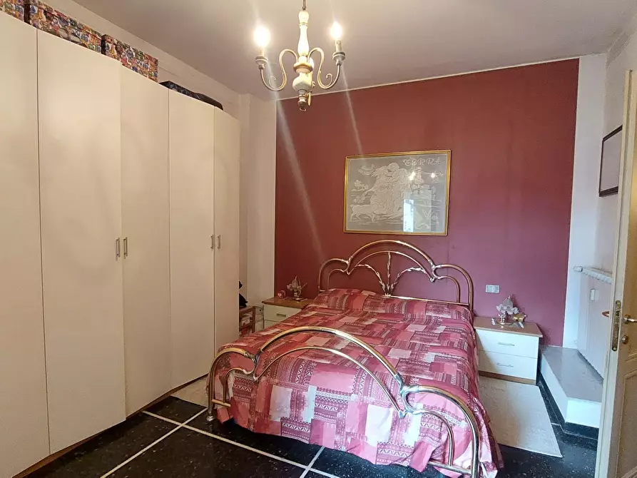Immagine 9 di Trilocale in vendita  in Via Leonardo Montaldo 24 a Genova
