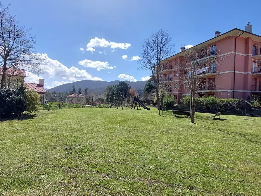 Immagine 56 di Trilocale in vendita  in Piazza Eugenio Marchese a Busalla