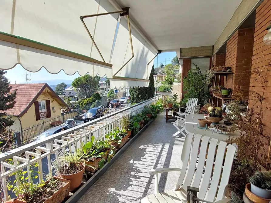 Immagine 3 di Trilocale in vendita  in Via Domenico Chiodo 25 a Genova