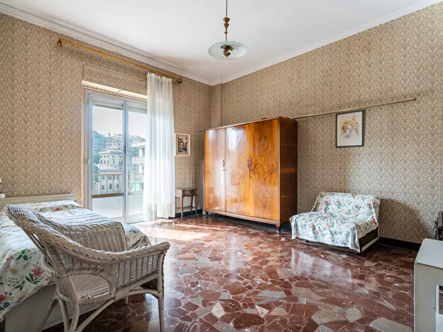Immagine 48 di Quadrilocale in vendita  in Via Sturla 54 a Genova