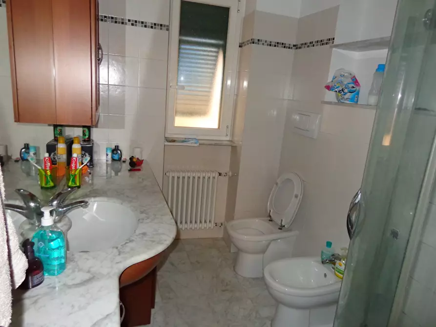 Immagine 7 di Appartamento in affitto  a Genova