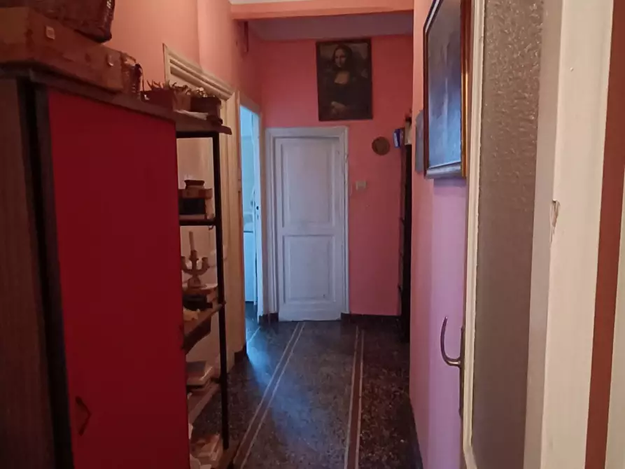 Immagine 14 di Appartamento in vendita  in Via Cornigliano 34 a Genova
