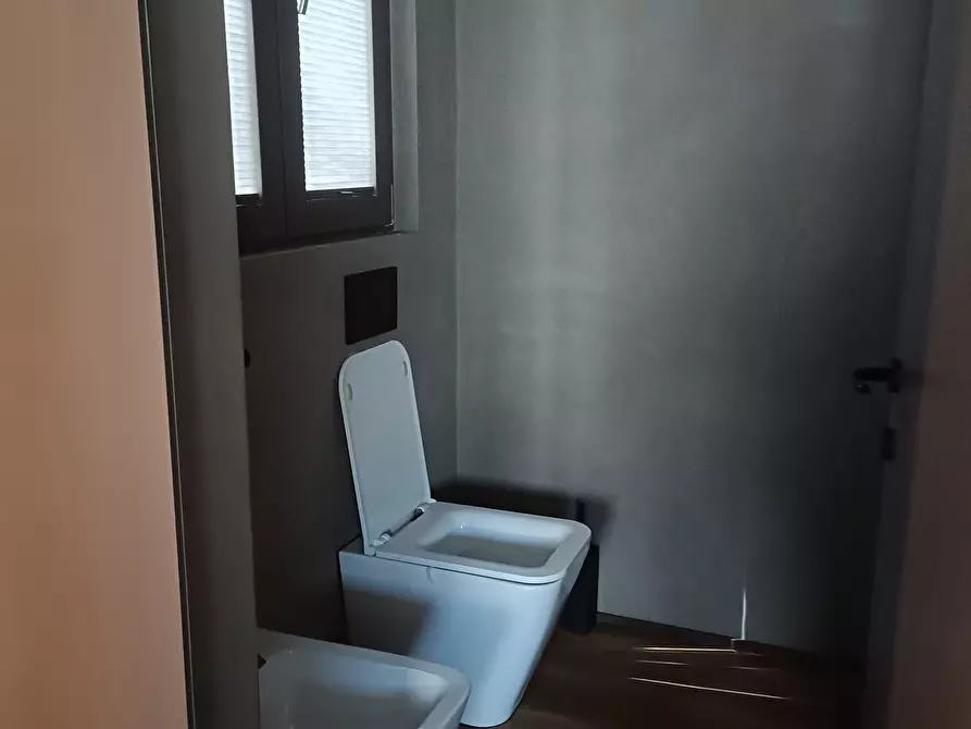 Immagine 15 di Attico in affitto  in Via XII Ottobre 10 a Genova