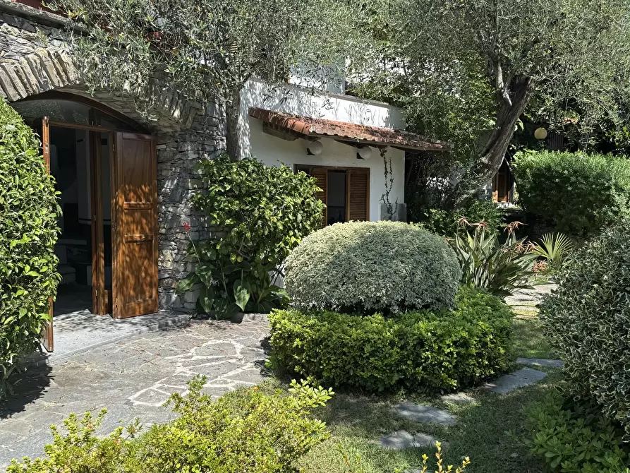 Immagine 69 di Casa indipendente in vendita  in Via San Massimo 106 a Rapallo