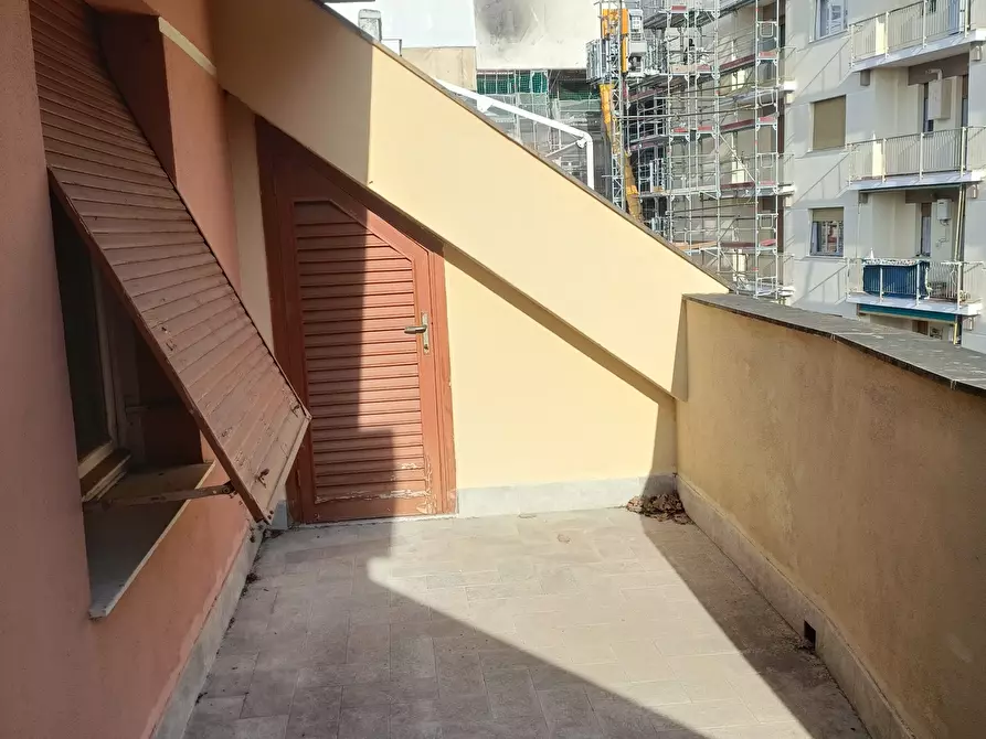 Immagine 44 di Attico in vendita  in Via Stefanina Moro 121 a Genova