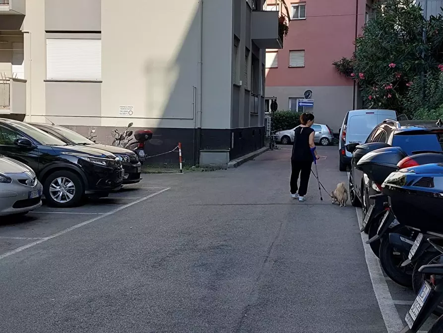 Immagine 37 di Bilocale in vendita  in Via Fratelli Bandiera 3 a Rapallo