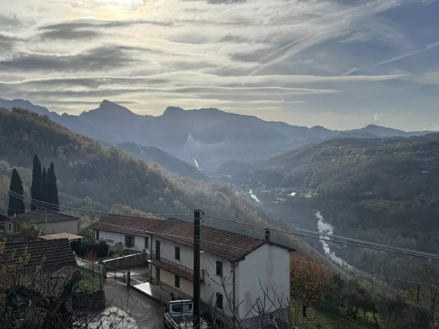 Immagine 45 di Casa semindipendente in vendita  in Via Pascoli 1 a Fivizzano