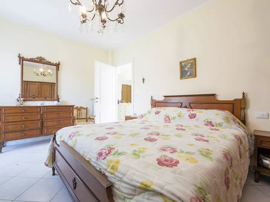 Immagine 9 di Appartamento in vendita  in Via Val Trebbia 74 a Genova