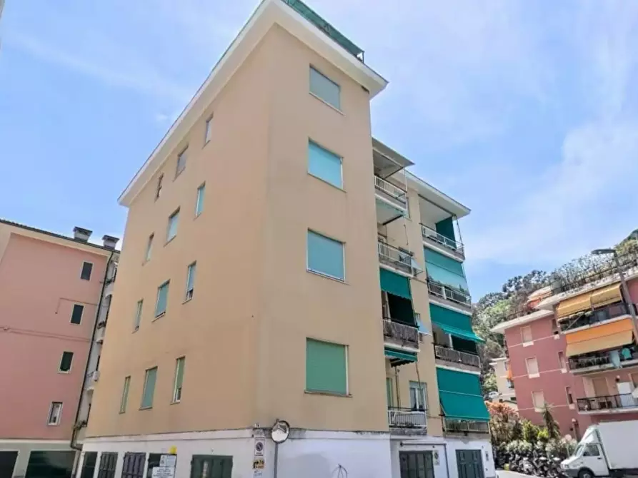 Immagine 2 di Bilocale in vendita  in Via Costaguta 76 a Rapallo