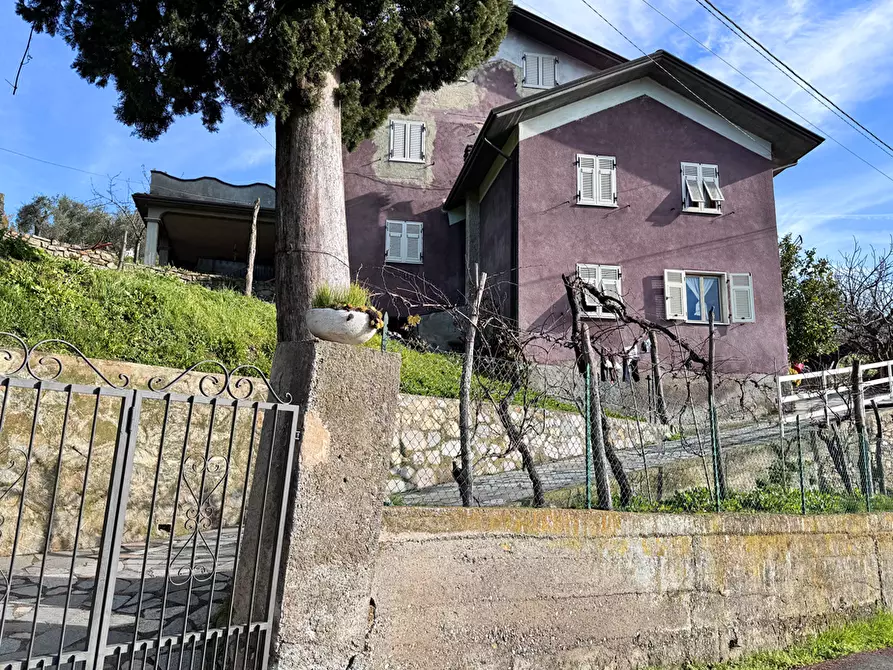 Immagine 42 di Casa semindipendente in vendita  in Via Pascoli 1 a Fivizzano