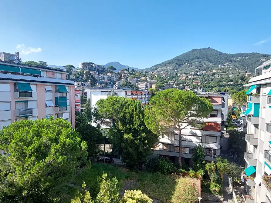 Immagine 8 di Bilocale in vendita  in Via Fratelli Bandiera 3 a Rapallo