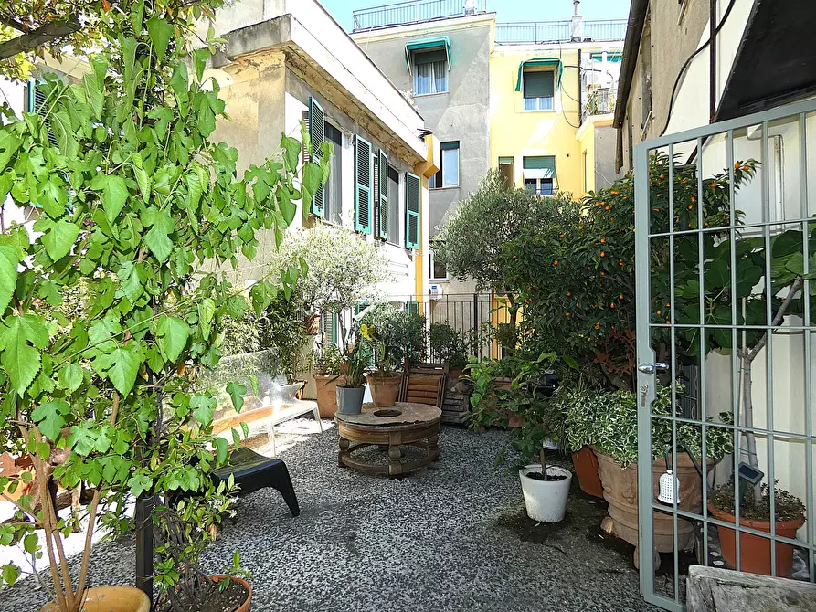 Immagine 32 di Appartamento in vendita  in Campetto 8A a Genova