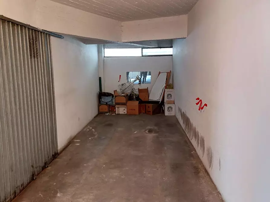 Immagine 1 di Garage in vendita  in Corso Europa a Genova