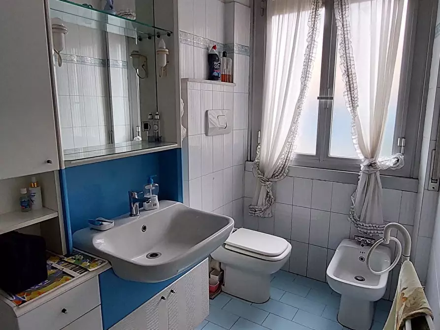 Immagine 13 di Quadrilocale in vendita  in Via Sturla 54 a Genova