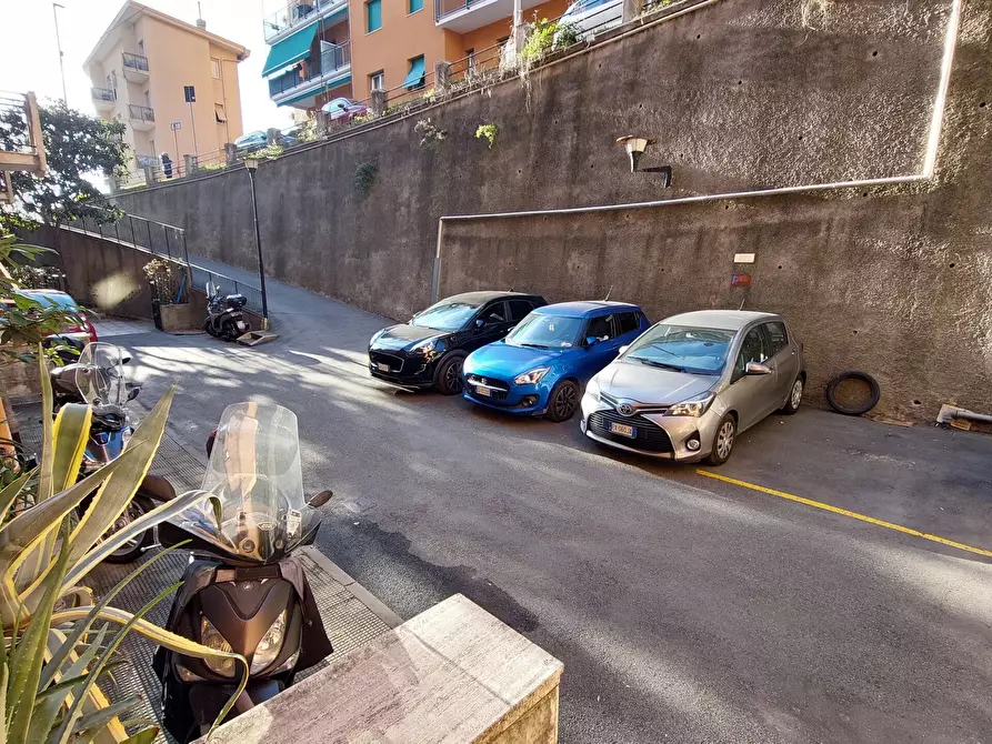 Immagine 30 di Trilocale in vendita  in Via Aurelio Robino a Genova