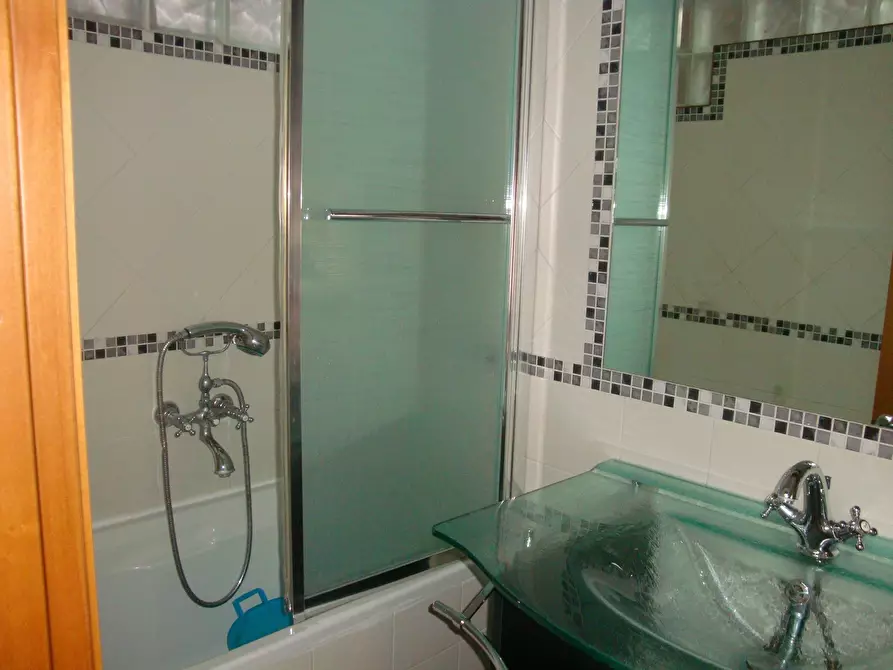 Immagine 8 di Appartamento in vendita  in Lungomare di Pegli 155 a Genova