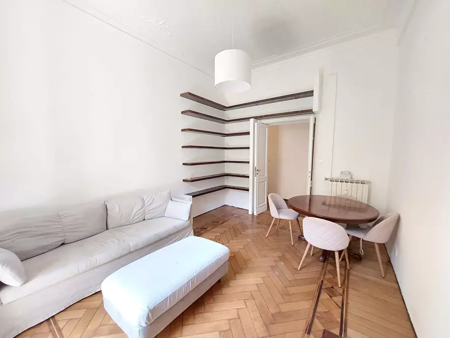 Immagine 6 di Trilocale in vendita  in Corso Magenta a Genova