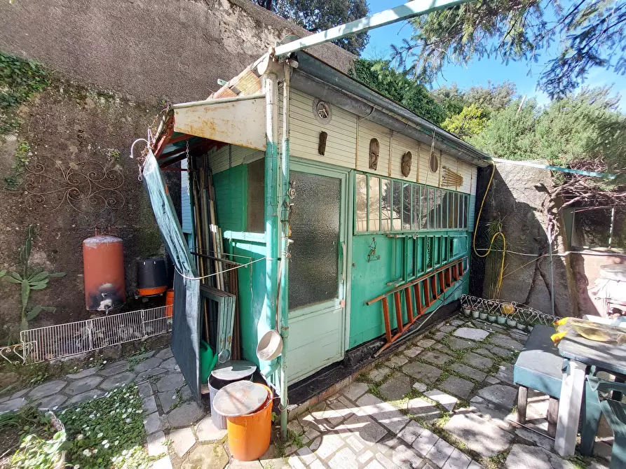 Immagine 29 di Bilocale in vendita  in Via Bartolomeo Carrea a Genova