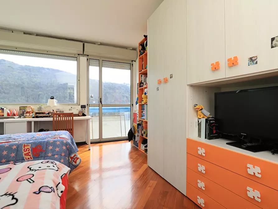 Immagine 13 di Appartamento in vendita  in Via Val Trebbia a Genova