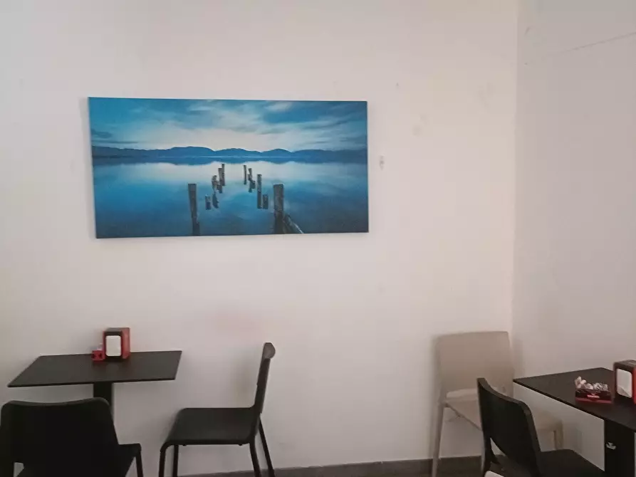 Immagine 5 di Bar / Ristorante in vendita  in Via Cornigliano 76 a Genova