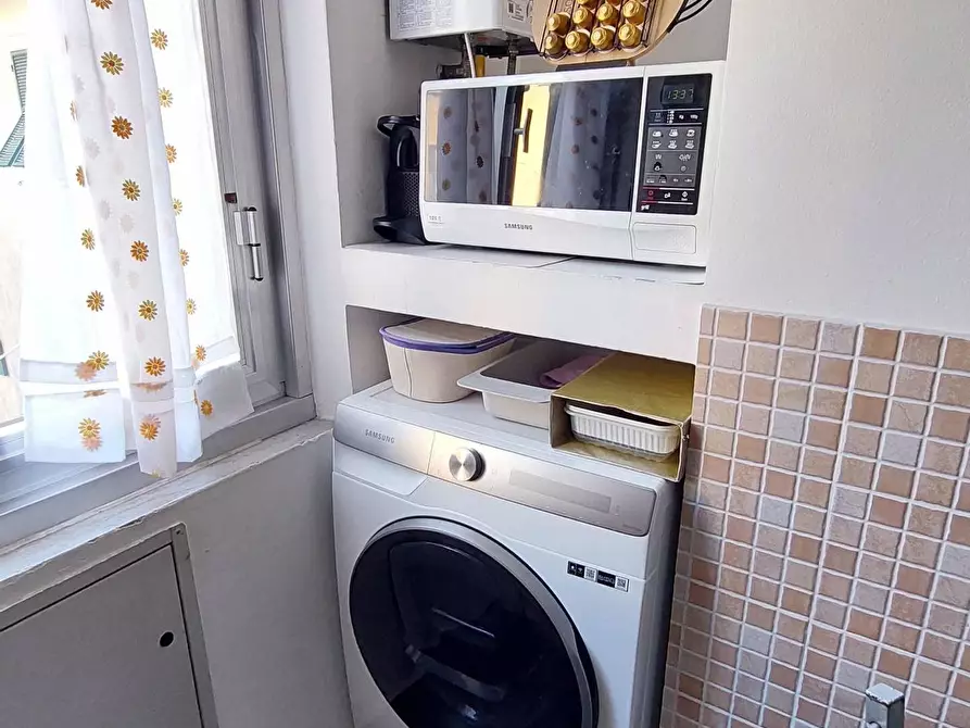 Immagine 11 di Trilocale in vendita  in Corso Luigi Andrea Martinetti a Genova