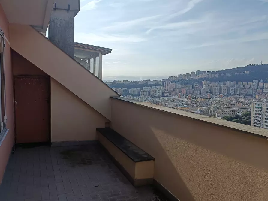 Immagine 23 di Attico in vendita  in Via Stefanina Moro 121 a Genova