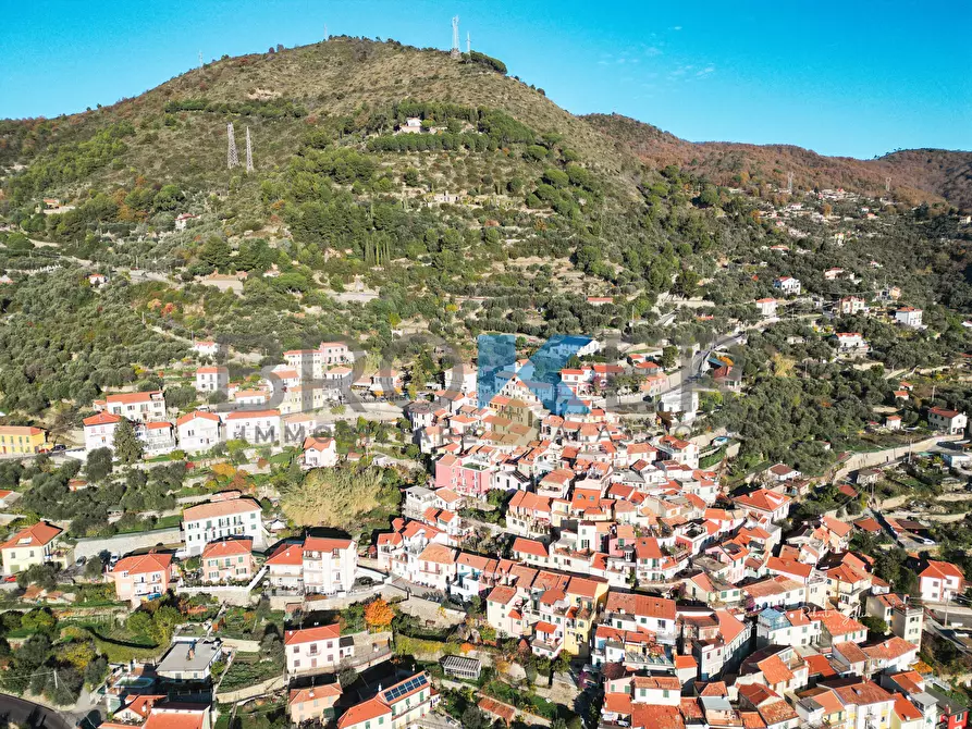 Immagine 38 di Terratetto in vendita  in Via Leon Pancaldo a Alassio