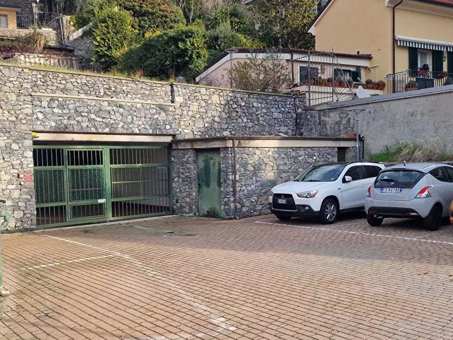 Immagine 2 di Garage in vendita  in VIA MAIOLO 4 a Alassio