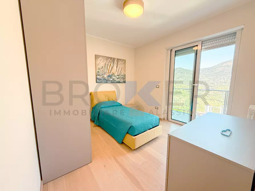 Immagine 29 di Villa in vendita  in Strada Panoramica San Bernardo 116-118 a Alassio