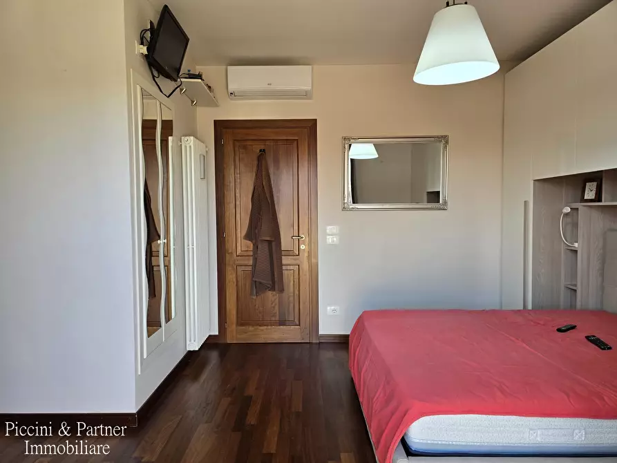 Immagine 38 di Casa bifamiliare in vendita  in Via Panicarola 17 a Castiglione Del Lago