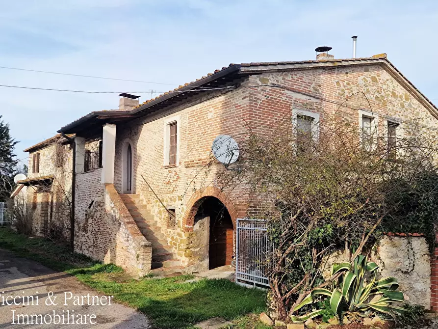 Immagine 1 di Rustico / casale in vendita  in Via del Casello a Corciano