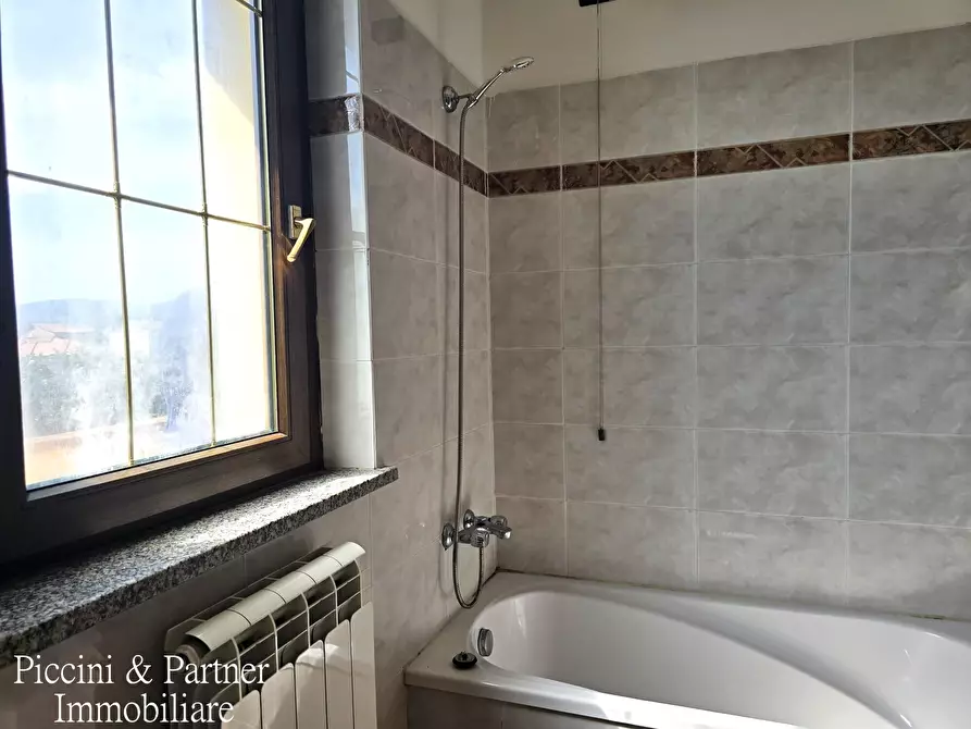 Immagine 39 di Porzione di casa in vendita  in Via del Fossatone a Magione