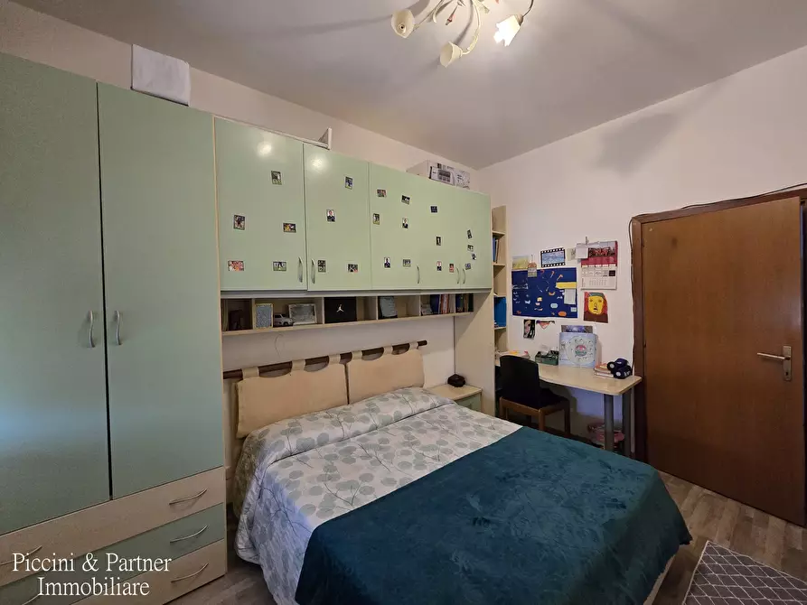 Immagine 42 di Quadrilocale in vendita  in Via Trento a Castiglione Del Lago