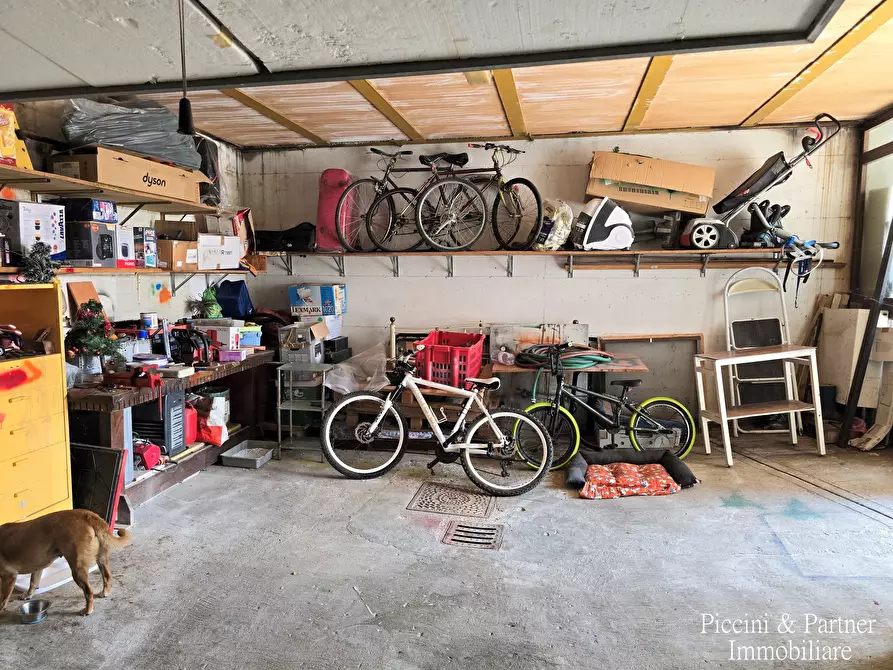 Immagine 82 di Villa in vendita  in Via Lillacci a Perugia