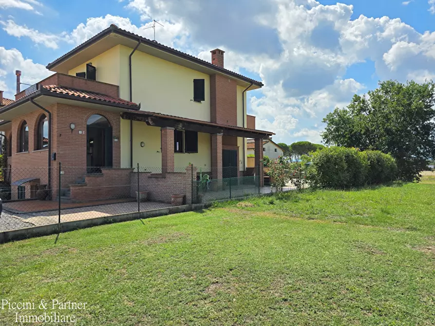 casa indipendente in vendita a Castiglione del Lago in zona Panicarola