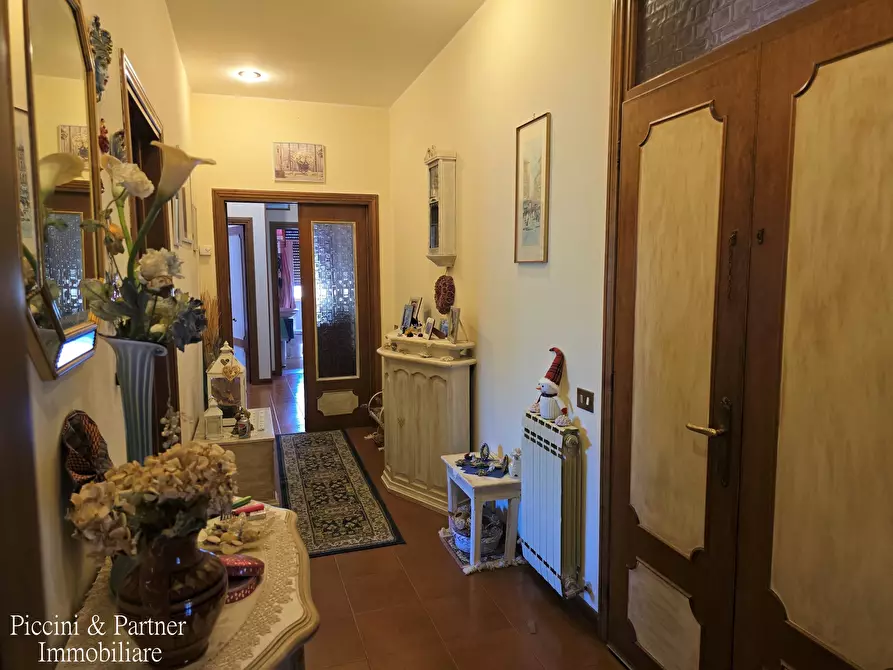 Immagine 5 di Pentalocale in vendita  a Tuoro Sul Trasimeno