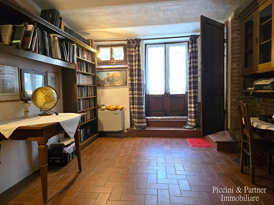 Immagine 19 di Rustico / casale in vendita  in Località Riccio 70A a Cortona