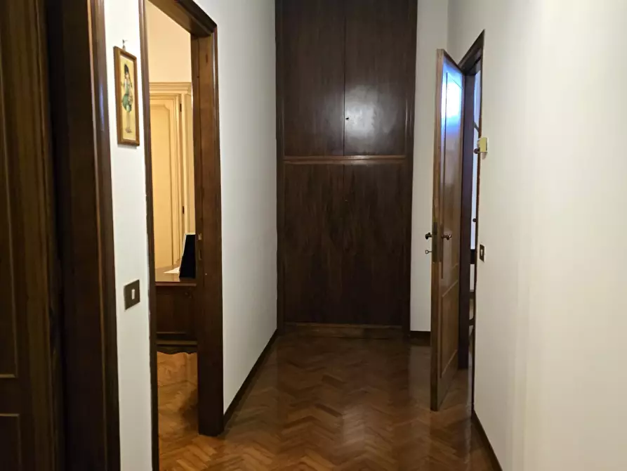 Immagine 43 di Casa bifamiliare in vendita  in Via delle Terme Sud a Montepulciano