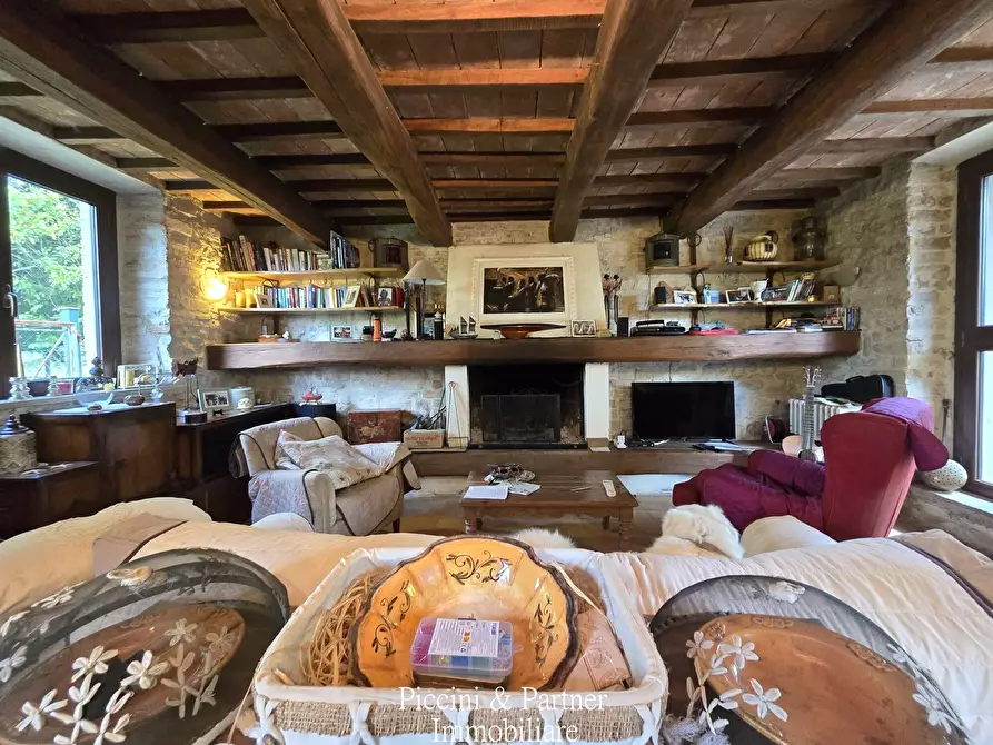 Immagine 32 di Rustico / casale in vendita  in Strada Ponte Resina - Monte Acutello 1 a Perugia