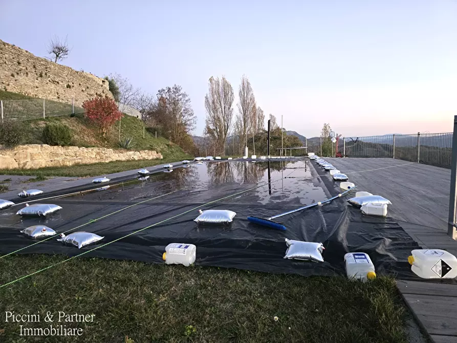 Immagine 74 di Agriturismo in vendita  in S.B.Vecchio a Gubbio