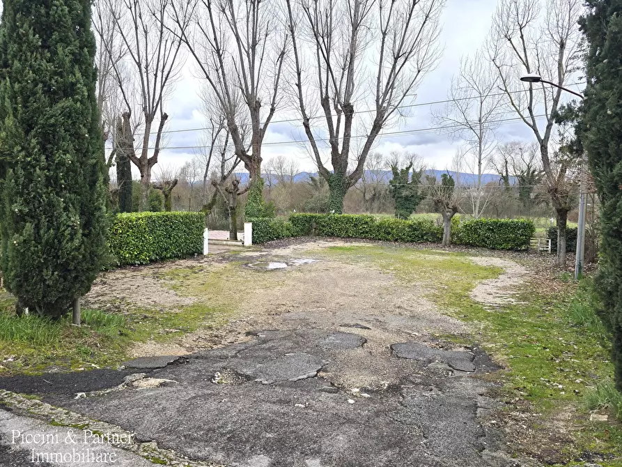 Immagine 63 di Albergo/B&B/Residence in vendita  in Via Chiesa Tonda a Trevi