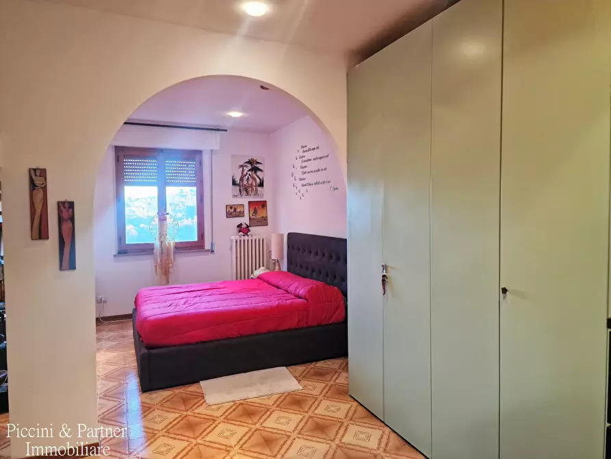 Immagine 26 di Pentalocale in vendita  in Strada Ponte Rio Ponte Pattoli a Perugia