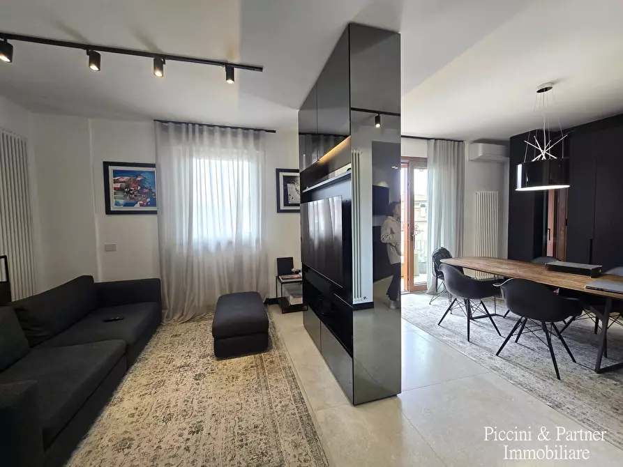 Immagine 12 di Pentalocale in vendita  in Via Roberto Arcaleni a Città Di Castello