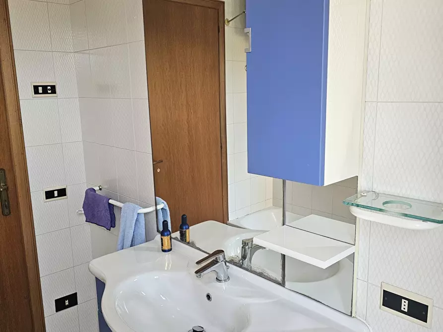 Immagine 27 di Quadrilocale in vendita  in Via Piero Gobetti 83 a Chiusi